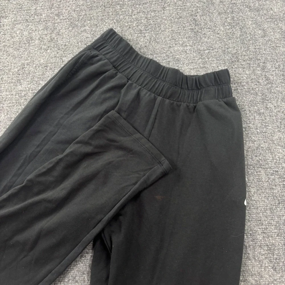Nike Dri-Fit Yoga Pants M Black Straight Leg Elastic Waist Mens CQ0053-010
